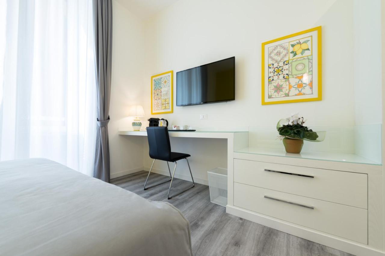 Napoliving Otel Dış mekan fotoğraf
