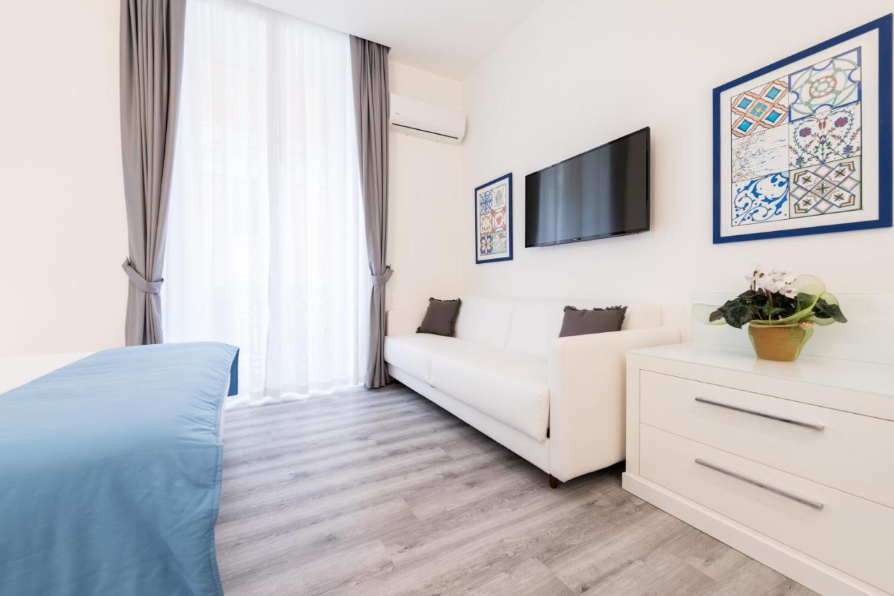 Napoliving Otel Dış mekan fotoğraf